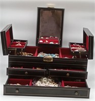 (FG) Jewelry Box With Costume Jewelry Necklace,