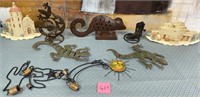 11 - LOT OF MINIATURES & WALL DECOR (G69)