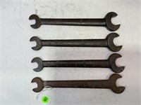 LOT OF 4 OPEN END WRENCHES - SCRIPT FORD USA