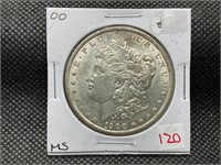 1900 MORGAN SILVER DOLLAR