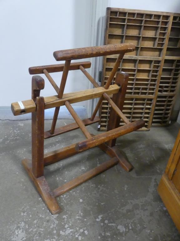 PRIMITIVE PINE WOOL WINDER