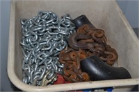 Assorted chains/c/w grab hooks/filter for shop vac
