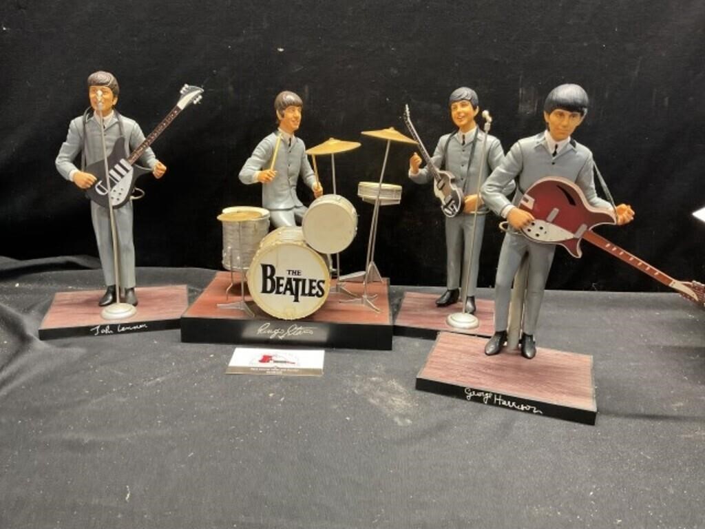 1981 Apple Corps The Beatles Figures