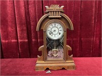 1866-71 WL. Gilbert Galla Mantel Clock - Note
