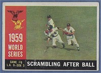1960 Topps #390 World Series Scrambling After Ball