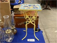 SIDE TABLE WITH YELLOW PRINTED MOSAIC TILE TOP