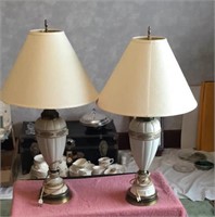 Magazine Rack, Wooden Shelf & Table Lamps