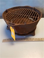 Vintage Cast Iron Outdoor Grill 14.5" diam x 7"