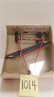 1/16 Tru-Scale 419 Hay Rake w/ Orig. Box -