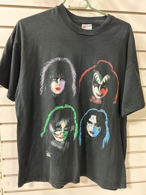 XL Kiss Rock Band T-Shirt