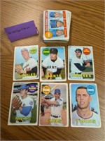 1969 Topps MLB 50 card lot G-UG