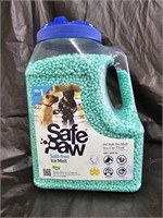 New Safe Paw Salt-Free Ice Melt