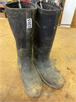 Size 11 Muck Boots- Black