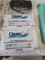 2 new packages of clean wipes