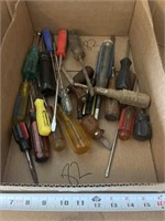 Large lot of screwdrivers.
