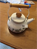 Lincoware Teapot