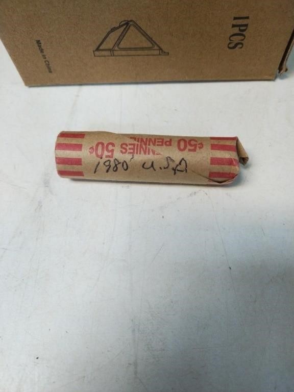 ONE ROLL OF USA PENNIES FROM 1980s