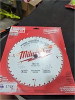 Milwaukee 8-1/4" 40 tooth fine finish saw blade