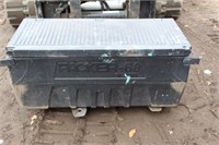 Delta truck box