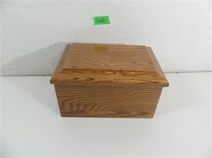 Wood Chest/Urn