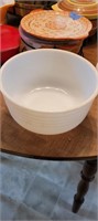 Vintage Pyrex mixing bowl