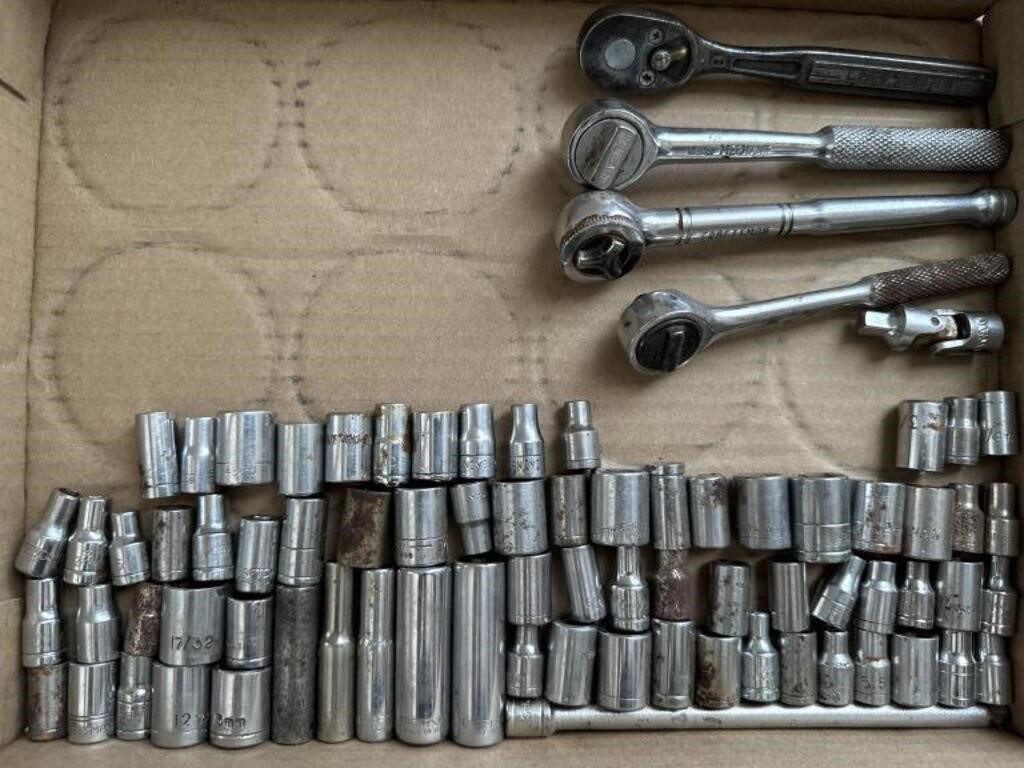 Ratchet, sockets (Craftsman, S&K)