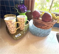 Ceramic Leaf Tray, Fruit Plates, Cups,etc