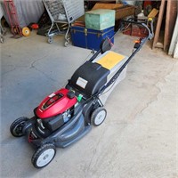 2023 Honda Self-propelled Mower w Elec. Start