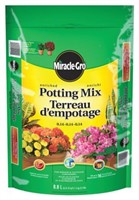 Miracle-Gro Potting Mix 8.8L 0.21-0.11-0.16 Yellow