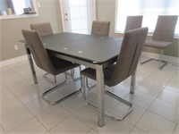 Quality Modern Dining Table/Chairs