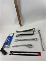 ACE 1-1/16 wrench, hacksaw (new, hacksaw blade