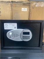 Digital safe box