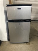 Emerson Mini fridge