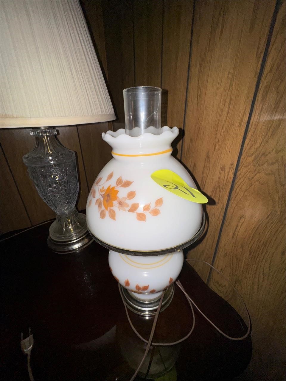 Gone with the wind style lamp .