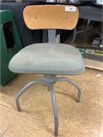 Small Singer sewing chair.