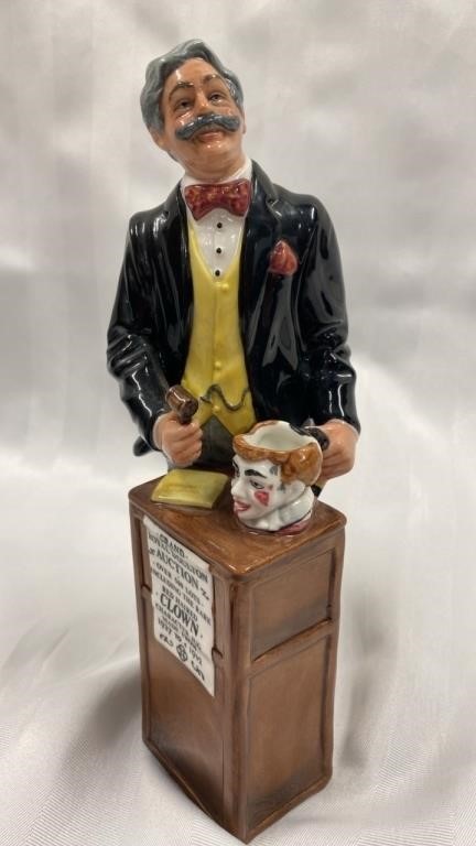 Royal Doulton figurine the auctioneer
