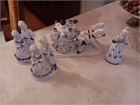 4 pieces blue and white China figurines