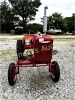 FARMALL TRACTOR SUPER A-MCCORMICK