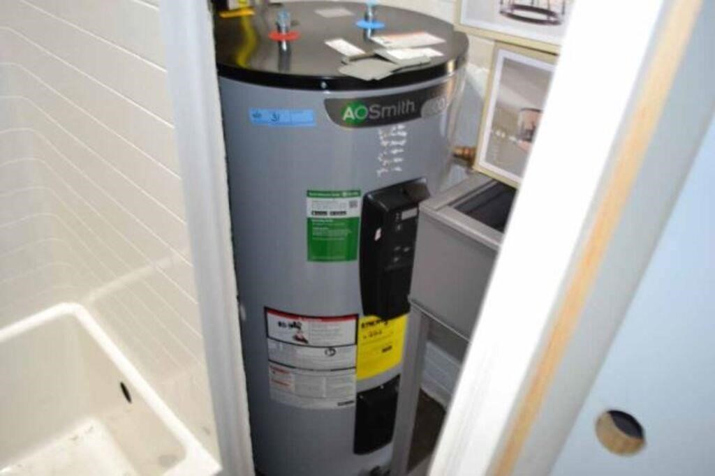 A.O Smith Electric Hot Water Heater Signature 500