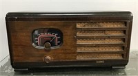 Rogers Majestic wood cabinet radio