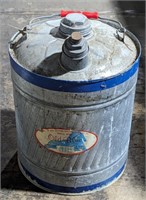 (N) old blue 5gal gas/oil can