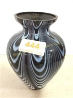 Art glass vase