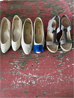3 pair of women`s shoes size 81/2