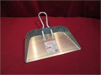 Large Aluminum Dust Pan Approx. 17" wide