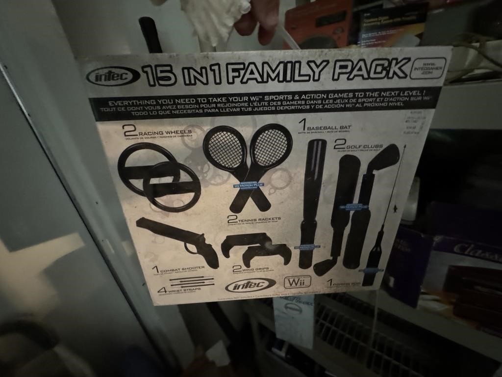 15 IN 1 FMAILY PACK FOR Wii GAME SYSTEM