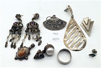 Mixed Lot of Sterling Silver Earrings & Pendant