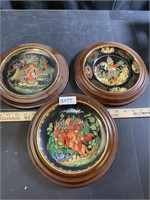 Framed Decorative Plates Set of 3