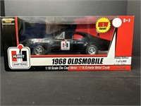 Metal diecast 1/18 scale Ertl Toy NIB