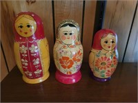 3 SETS OF NESTING DOLLS