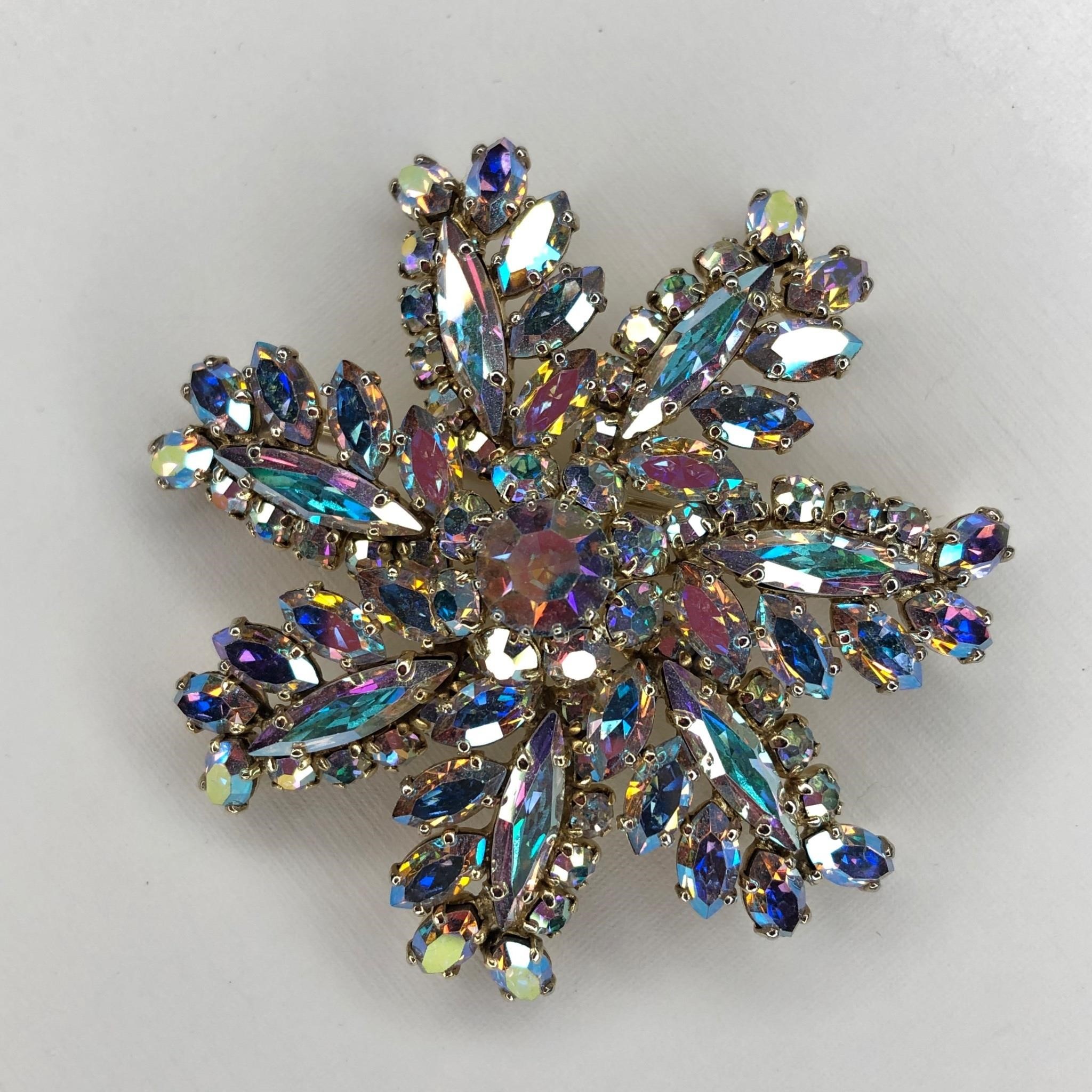 SHERMAN RHINESTONE BROOCH c1940 CANADA